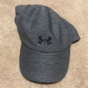 Womens UA Play Up adjustable hat